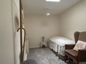 Photo 8- click for photo gallery